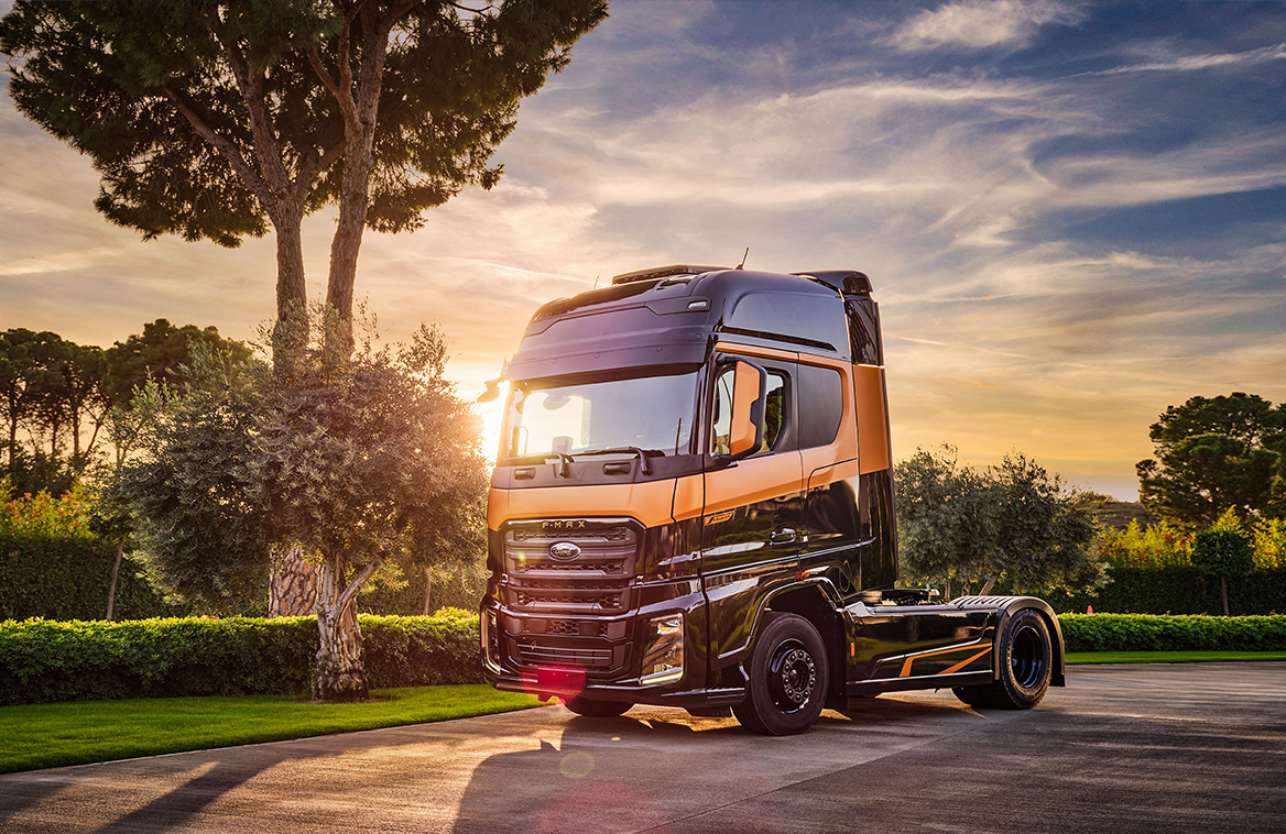 amplitude_auto_ford_trucks_f_max_select_1896012085.webp