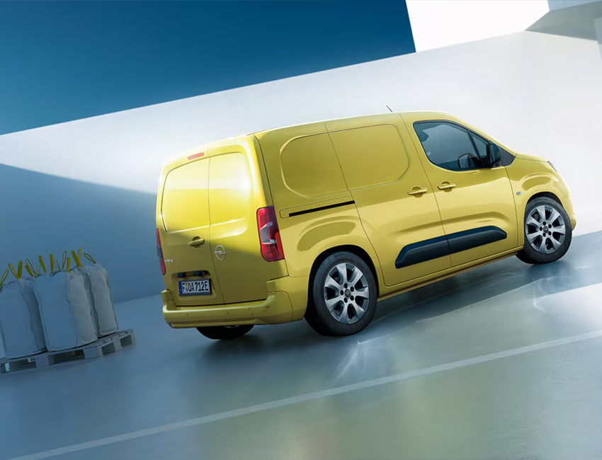 Amplitude-Auto-Opel-Combo-Electric