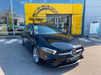 Voir le détail de l'offre de cette MERCEDES-BENZ Classe A 180 d 116ch AMG Line 7G-DCT de 2019 en vente à partir de 29 999 € 