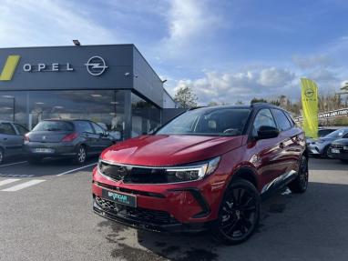 Voir le détail de l'offre de cette OPEL Grandland X 1.2 Turbo Hybrid 136ch GS e-DCT6 de 2024 en vente à partir de 32 499 € 