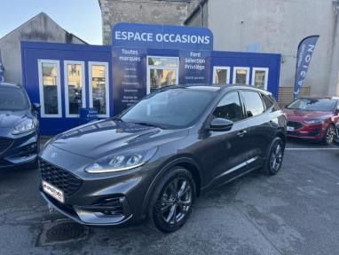 Voir le détail de l'offre de cette FORD Kuga 2.5 Duratec 190ch FHEV E85 ST-Line BVA de 2022 en vente à partir de 257.35 €  / mois