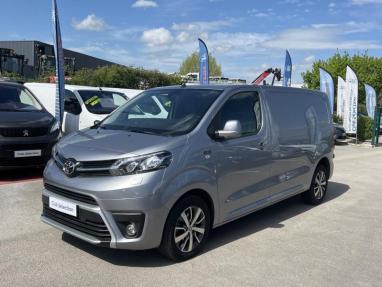 Voir le détail de l'offre de cette TOYOTA PROACE Medium 2.0 D-4D 140 Style MC22 de 2022 en vente à partir de 322.4 €  / mois