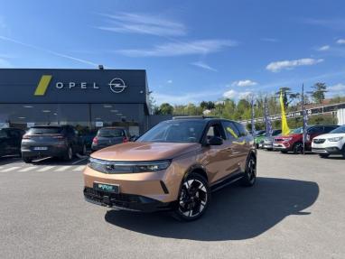 Voir le détail de l'offre de cette OPEL Grandland X Electric 213ch Batterie 73 kWh GS de 2025 en vente à partir de 39 999 € 