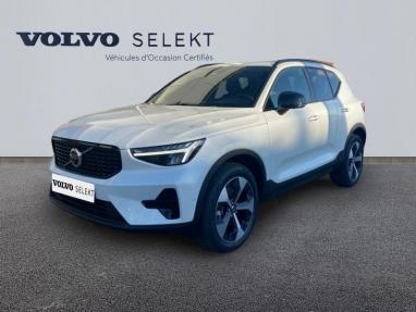 Voir le détail de l'offre de cette VOLVO XC40 B3 163ch Ultra DCT 7 de 2025 en vente à partir de 45 499 €