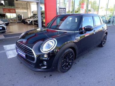 Voir le détail de l'offre de cette MINI Mini 5 Portes Cooper 136ch  Edition Greenwich BVA7 de 2020 en vente à partir de 235.72 €  / mois