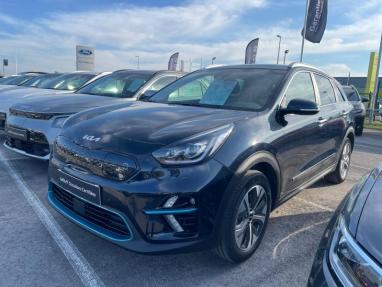 Voir le détail de l'offre de cette KIA e-Niro Design 204ch de 2021 en vente à partir de 218.81 €  / mois