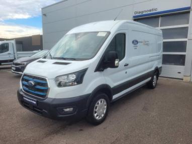 Voir le détail de l'offre de cette FORD Transit 2T Fg PE 350 L3H2 135 kW Batterie 75/68 kWh Trend Business de 2023 en vente à partir de 711.92 €  / mois