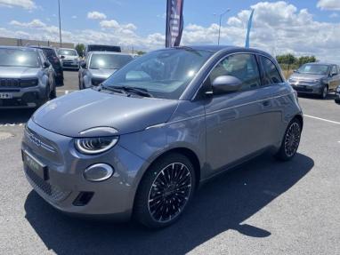 Voir le détail de l'offre de cette FIAT 500 e 118ch La Prima de 2022 en vente à partir de 21 999 €