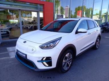 Voir le détail de l'offre de cette KIA e-Niro Premium 204ch de 2022 en vente à partir de 223.3 € / mois