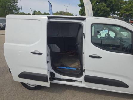 OPEL Combo Cargo M 800kg 100 kW Batterie 50 kWh à vendre à Dijon - Image n°12