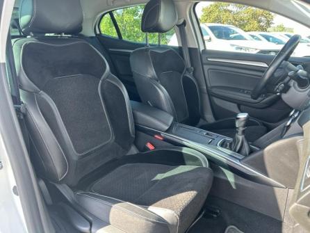 RENAULT Megane 1.3 TCe 140ch FAP Intens 120g à vendre à Dole - Image n°11