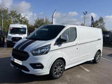 Voir le détail de l'offre de cette FORD Transit Custom Fg 290 L2H1 2.0 EcoBlue 185 Sport de 2021 en vente à partir de 342.72 €  / mois