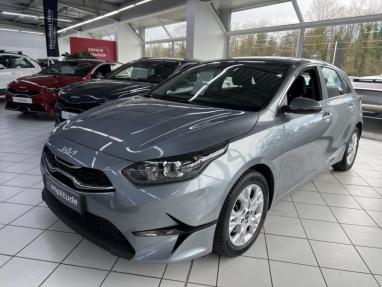 Voir le détail de l'offre de cette KIA Ceed 1.0 T-GDI 120ch Active de 2023 en vente à partir de 21 499 € 