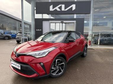 Voir le détail de l'offre de cette TOYOTA C-HR 2.0 Hybride 184ch Design Ultimate E-CVT de 2023 en vente à partir de 25 999 € 